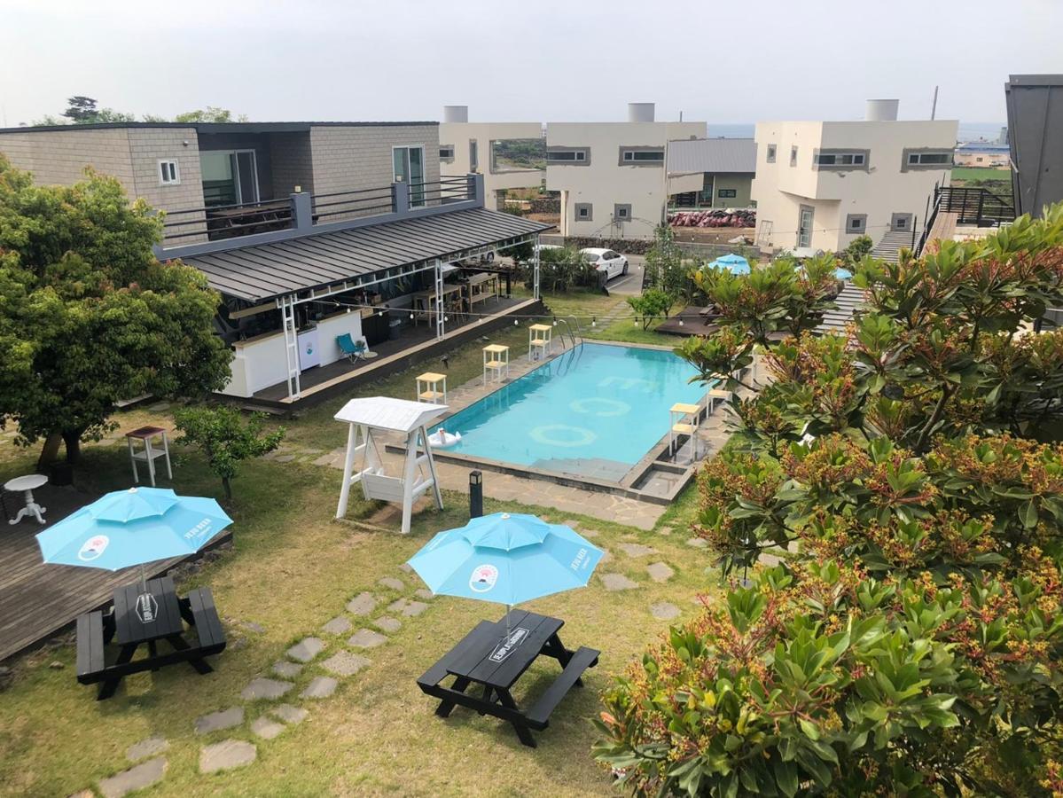 Jeju Playground Hostel Eksteriør bilde